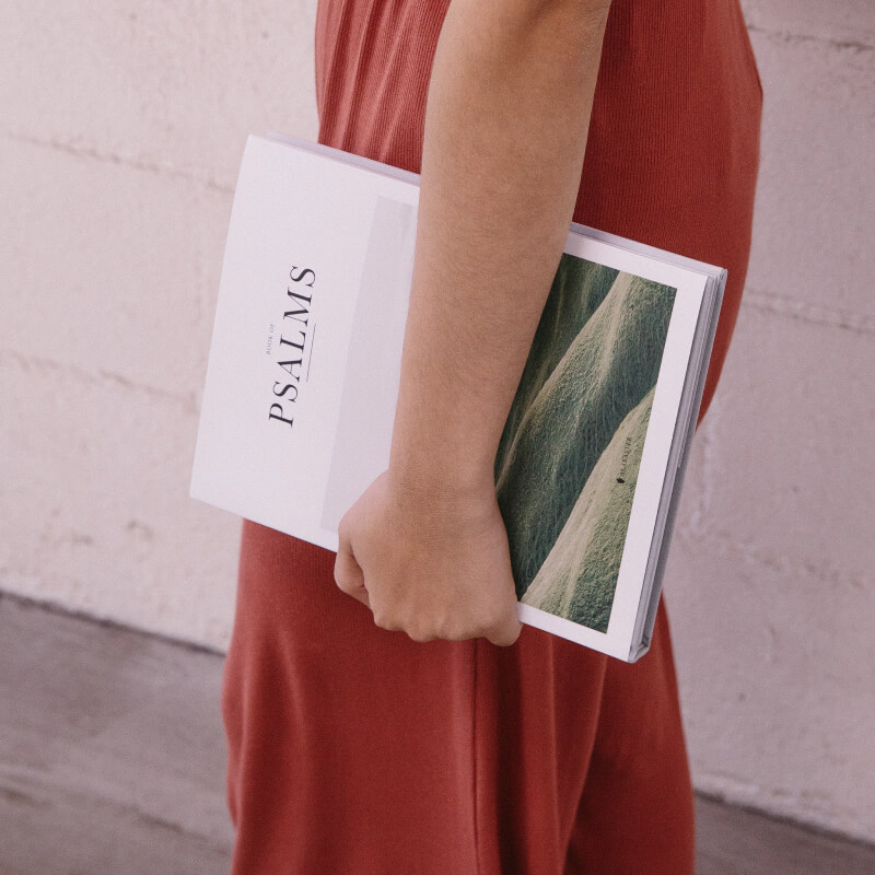 Book of Psalms with flower - Image 3